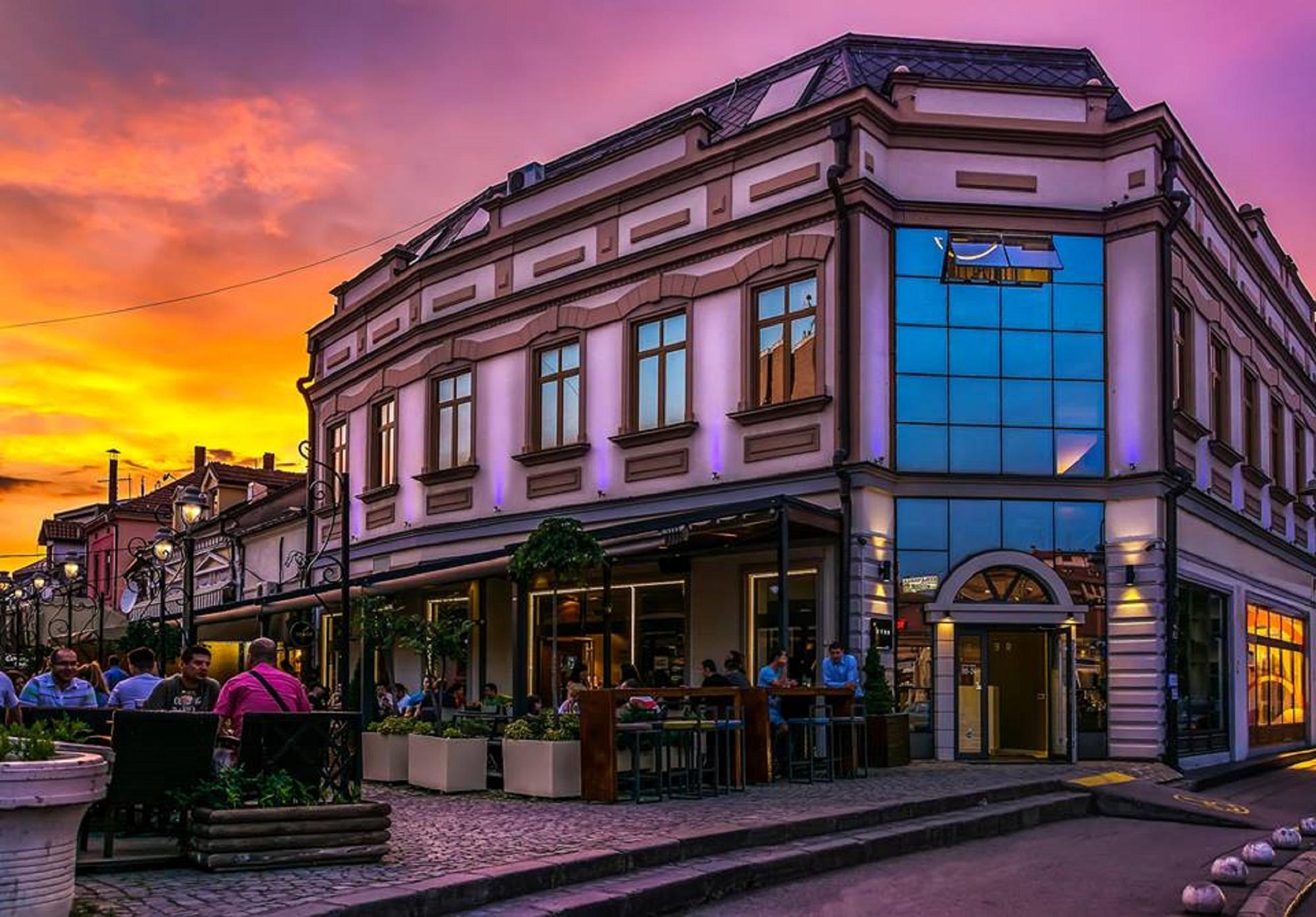 Garni Hotel Eter Ni Dış mekan fotoğraf