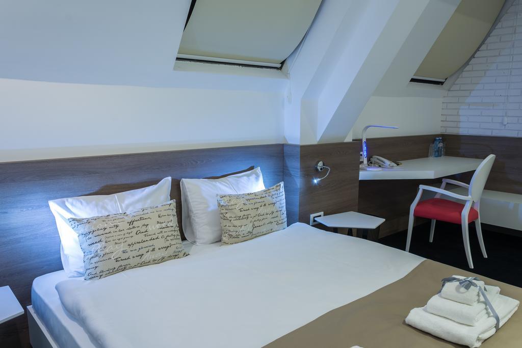 Garni Hotel Eter Ni Dış mekan fotoğraf