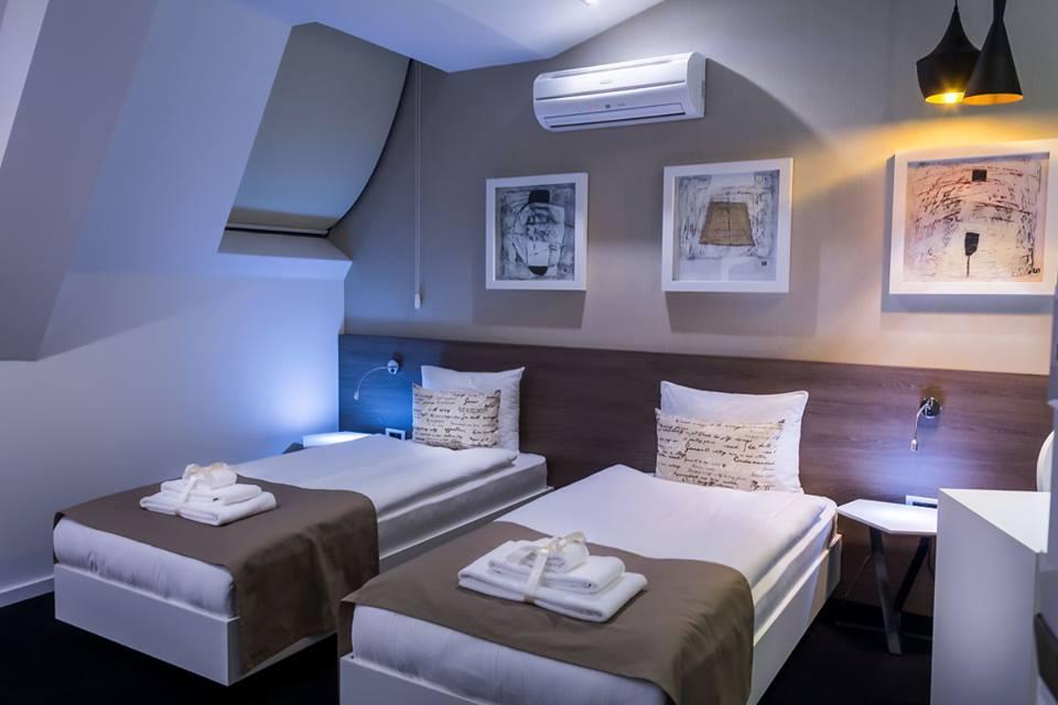 Garni Hotel Eter Ni Dış mekan fotoğraf