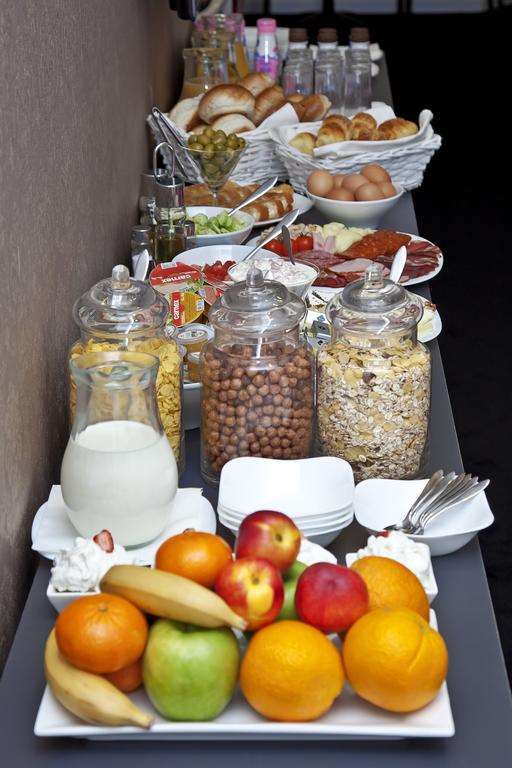 Garni Hotel Eter Ni Restoran fotoğraf