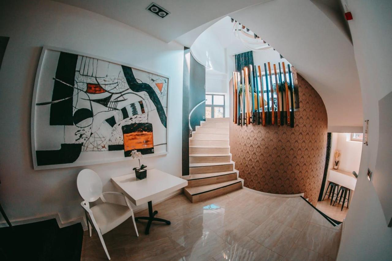 Garni Hotel Eter Ni Dış mekan fotoğraf
